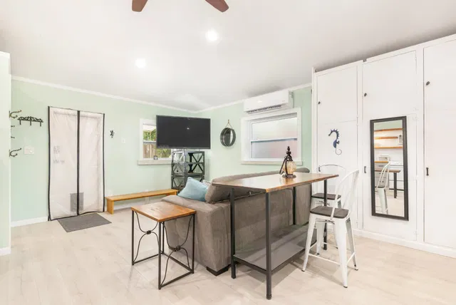 Residence photo 35
