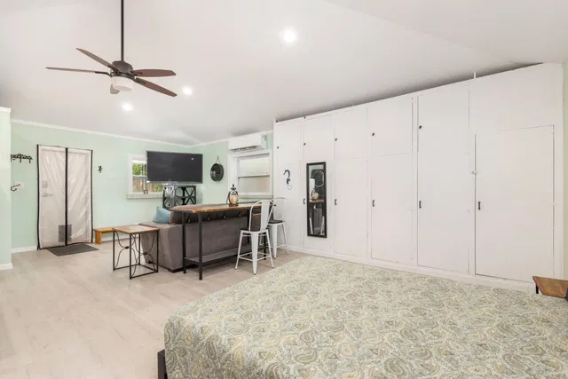 Residence photo 36