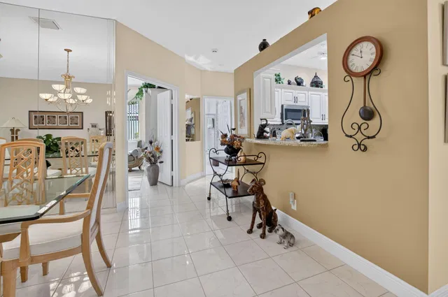 Residence photo 11