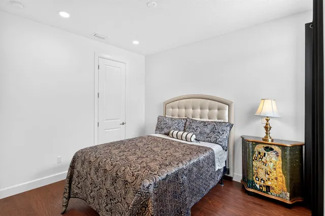  Residence photo 21