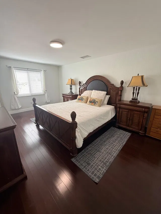 Residence photo 24