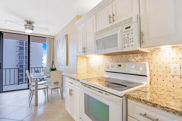 Singer Island Unit 2-802 photo 15