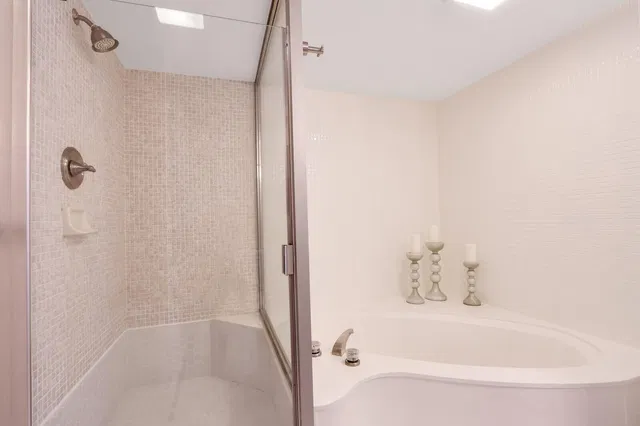 Singer Island Unit 2-802 photo 24