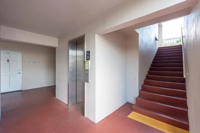Unit 307 photo 19