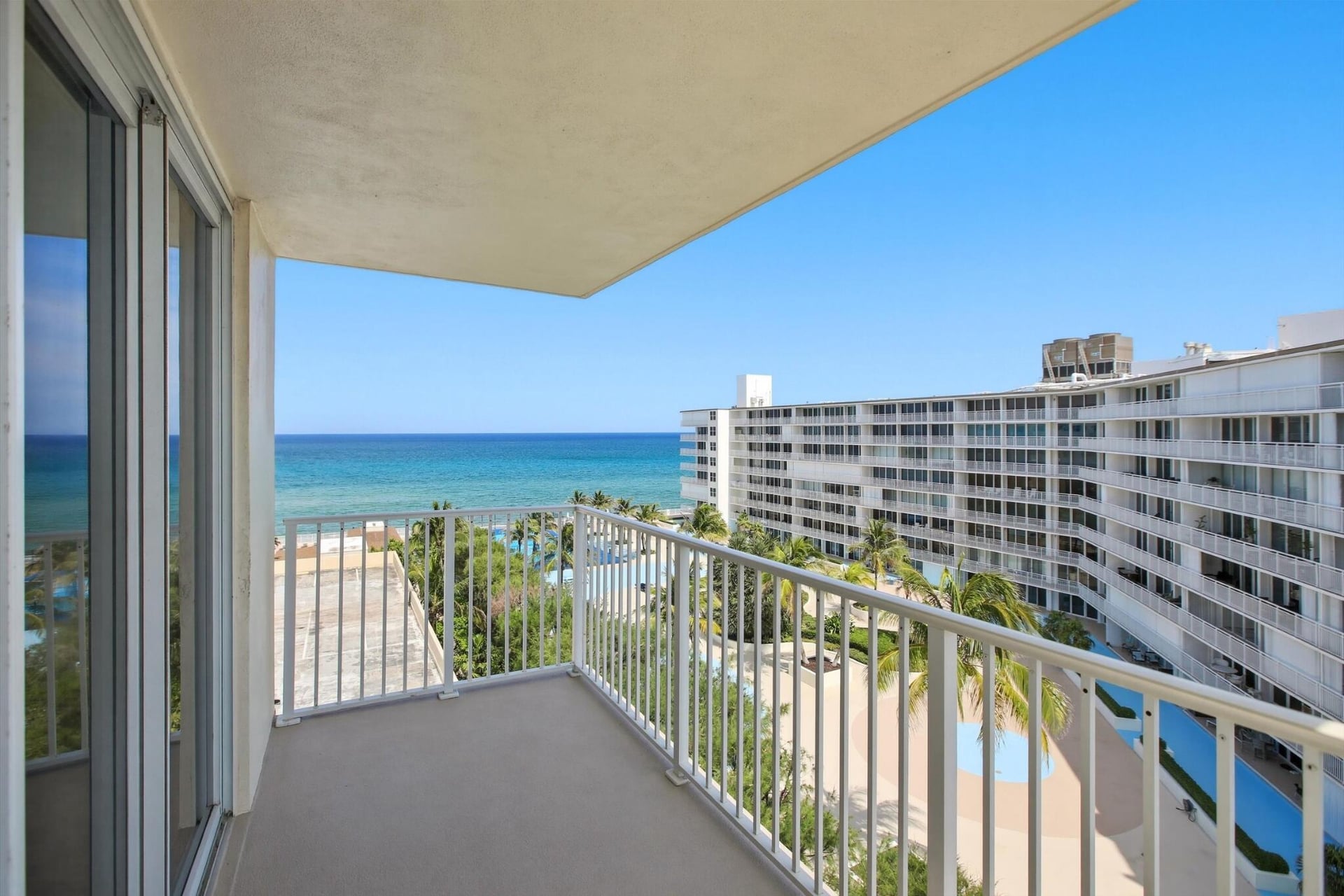 South Palm Beach Unit 808w photo 2