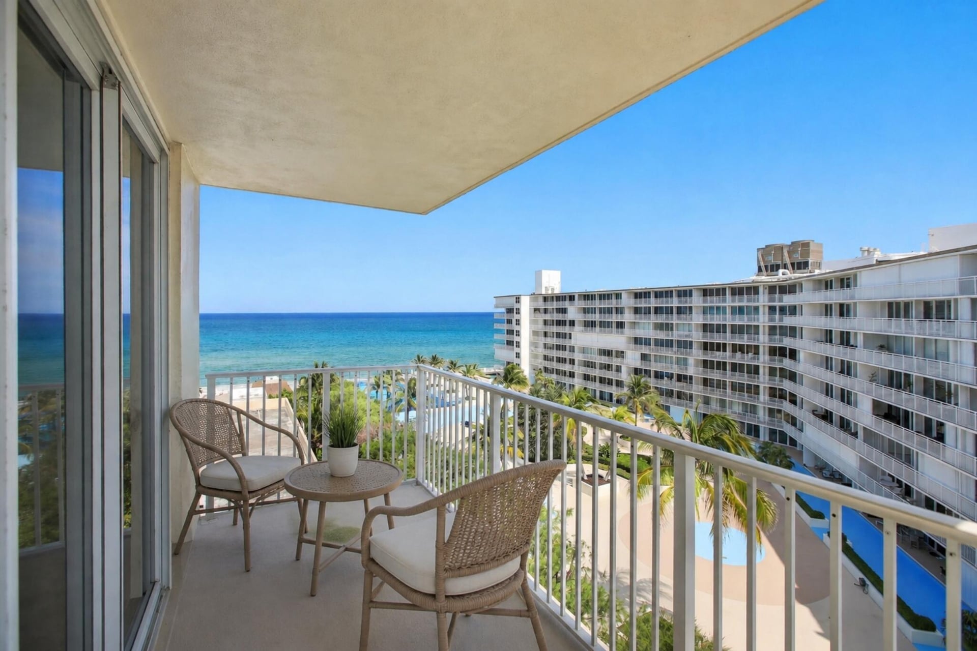 South Palm Beach Unit 808w photo 3
