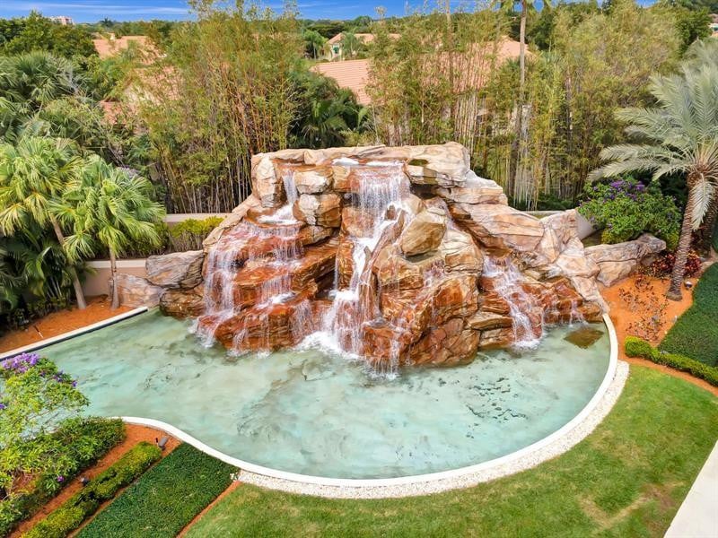 Residence photo 5