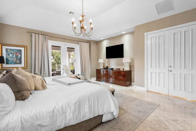 West Palm Beach Residence photo 28
