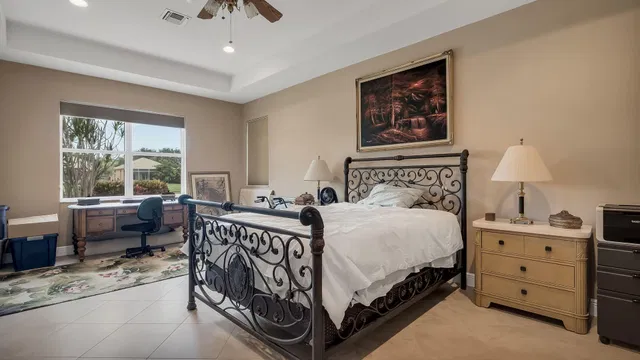  Residence photo 32