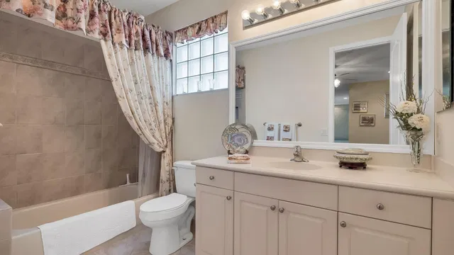  Residence photo 48