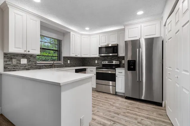 Residence photo 5