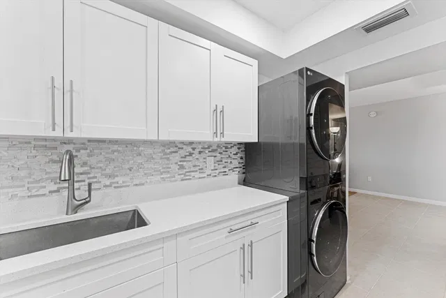 The Patrician of Palm Beach Unit 620 photo 3