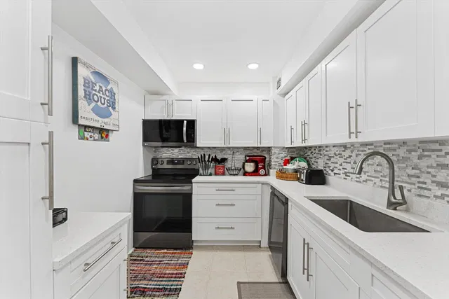 The Patrician of Palm Beach Unit 620 photo 4
