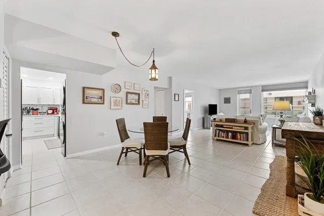 The Patrician of Palm Beach Unit 620 photo 6