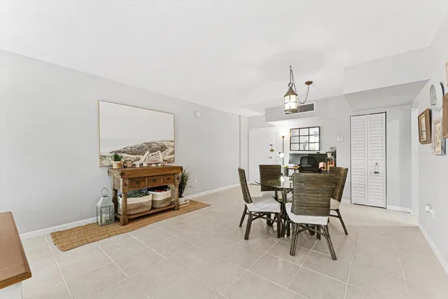 The Patrician of Palm Beach Unit 620 photo 7