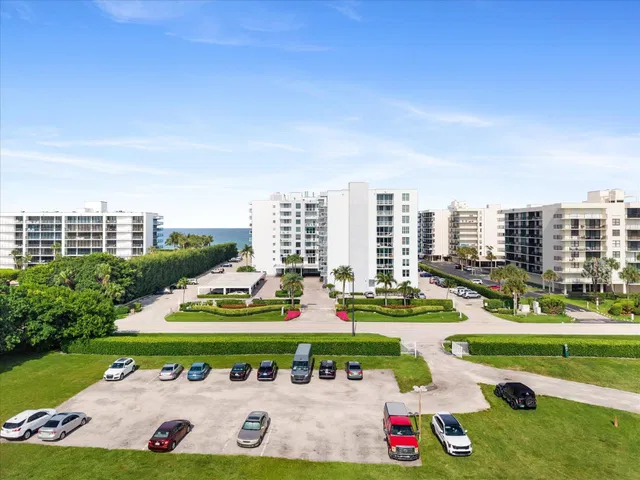 The Patrician of Palm Beach Unit 620 photo 29