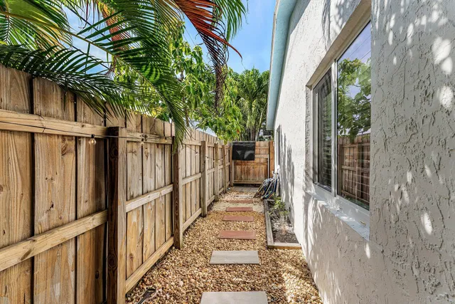 Downtown Delray Beach Residence photo 18