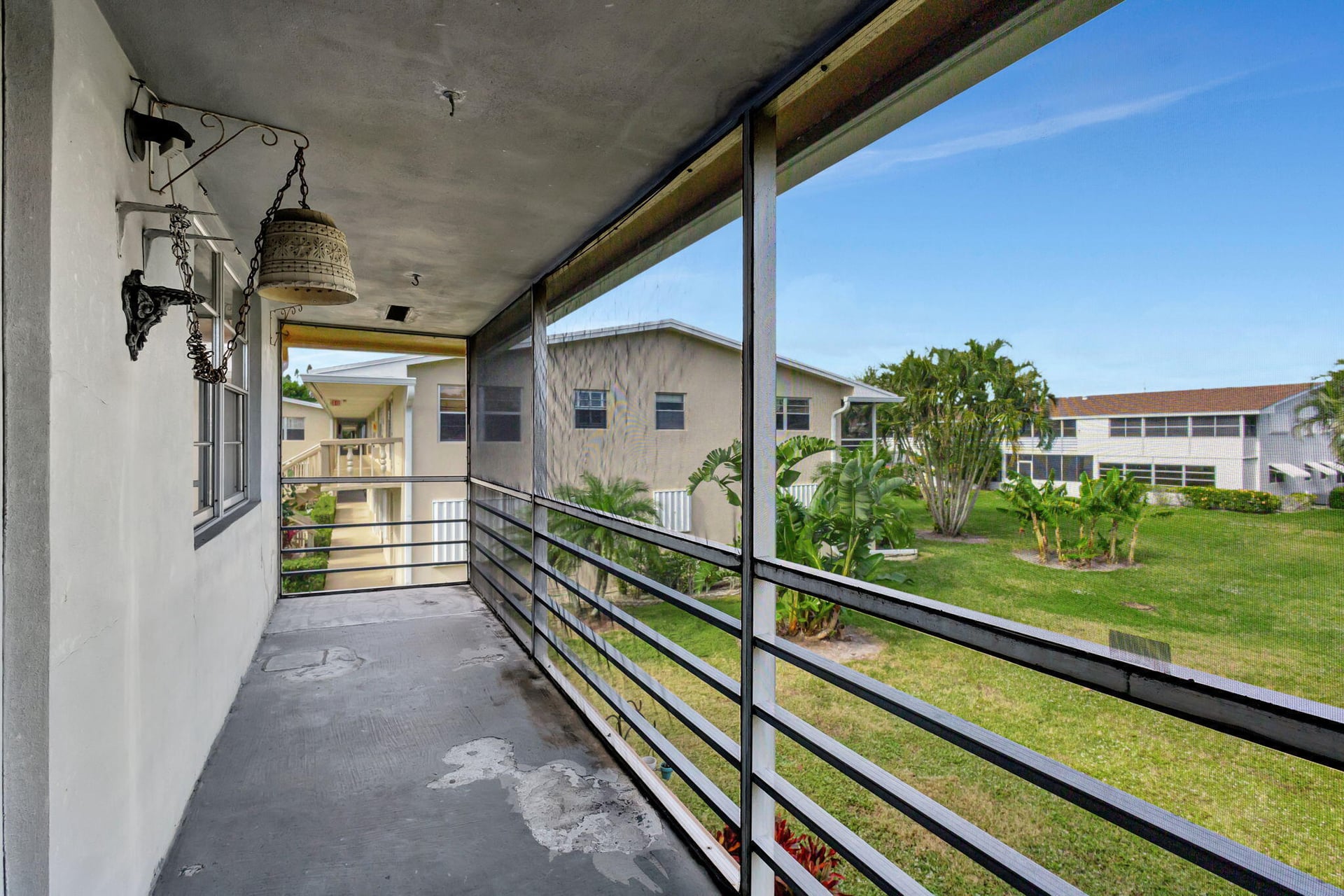 Residence photo 15