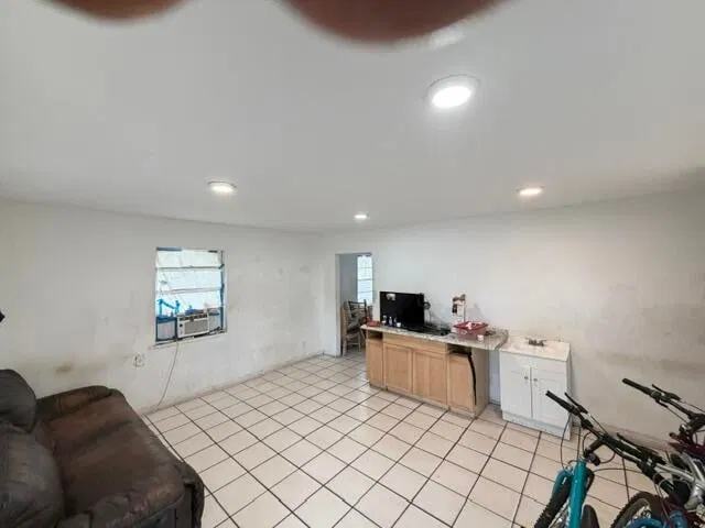 Residence photo 8