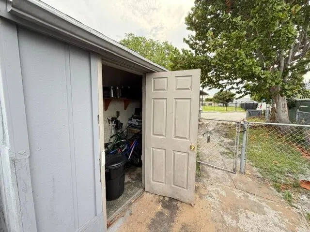 Residence photo 24
