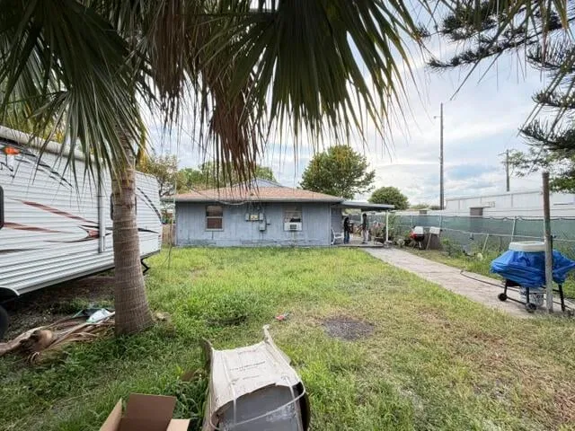 Residence photo 32