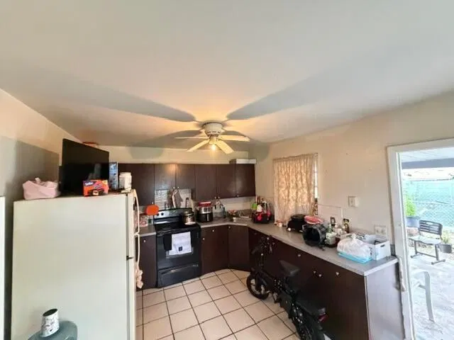 Residence photo 35
