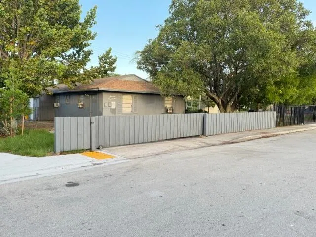 Residence photo 55