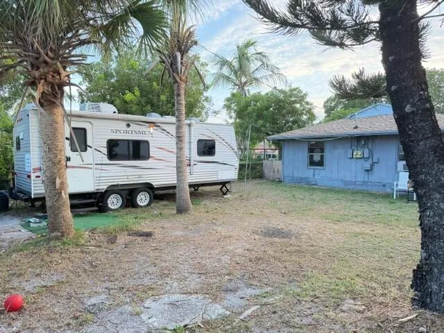 Residence photo 66