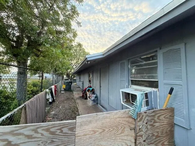 Residence photo 72