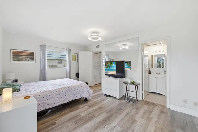 Residence photo 18