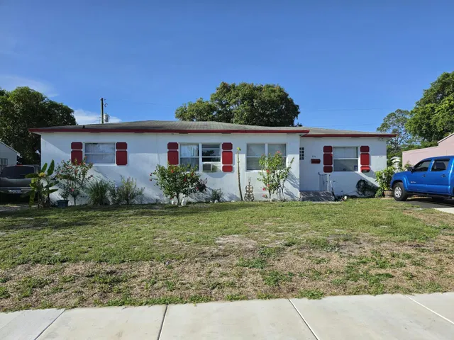 Residence photo 2