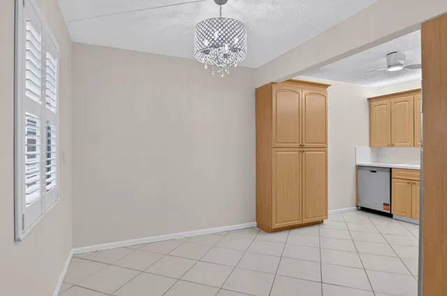 Residence photo 4