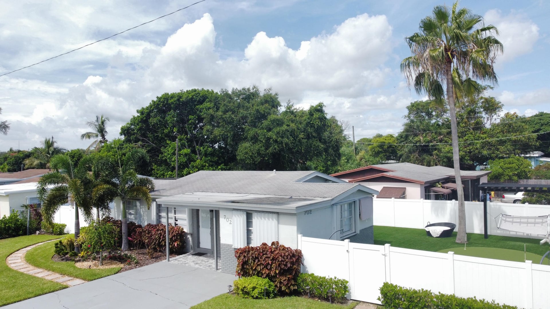  Residence photo 4