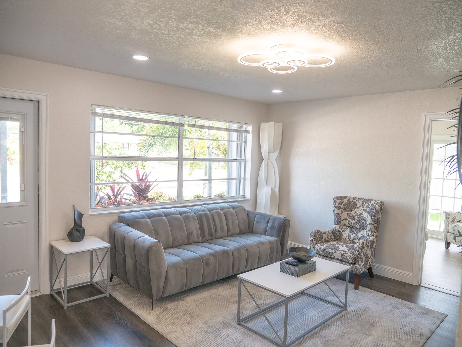  Residence photo 8