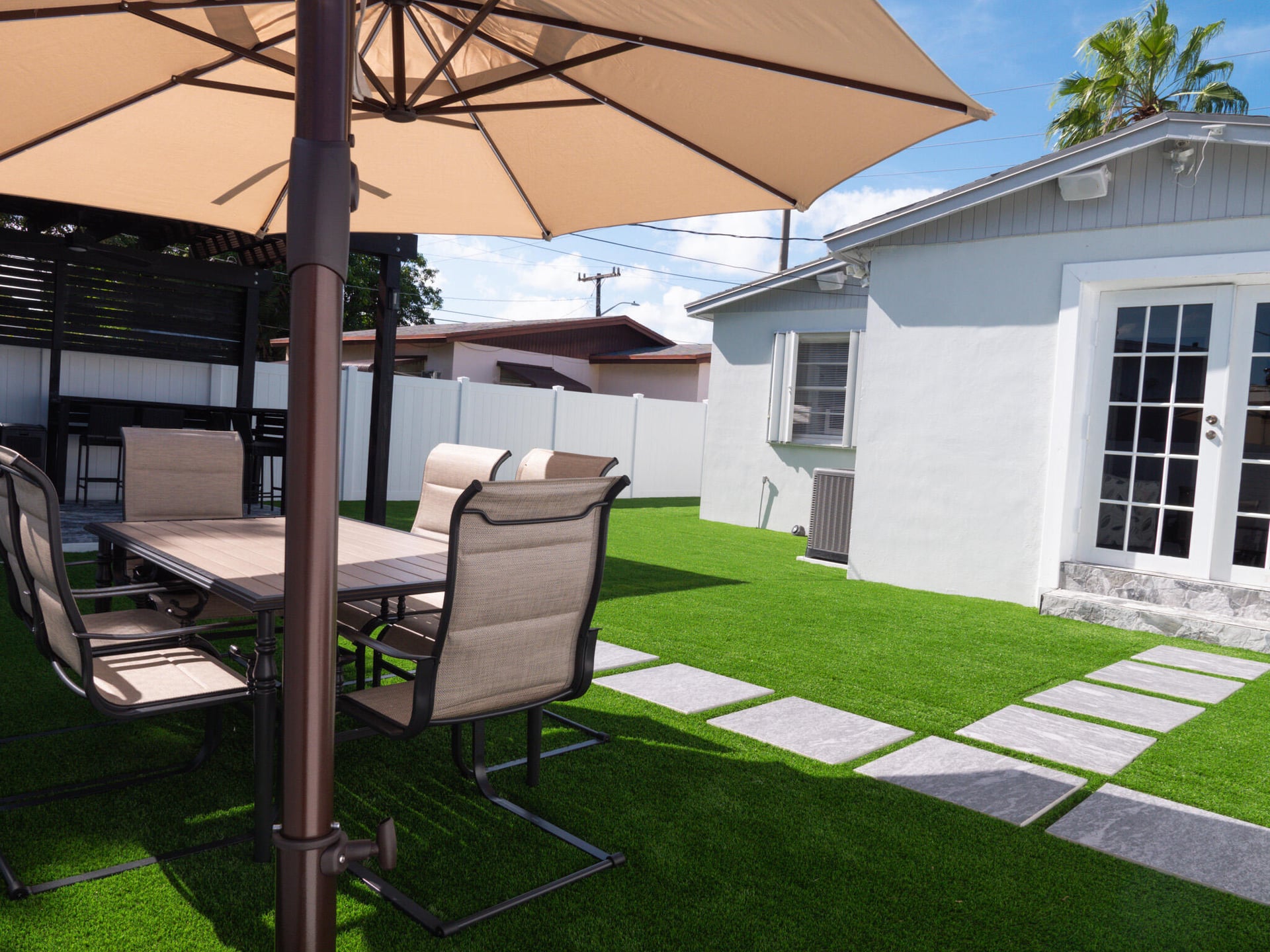  Residence photo 26