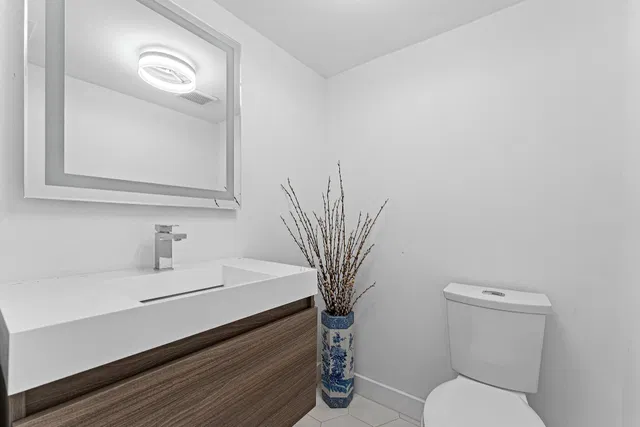 Boca West Country Club Unit 405 photo 31
