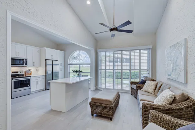 PGA National Palm Beach Gardens Residence photo 12