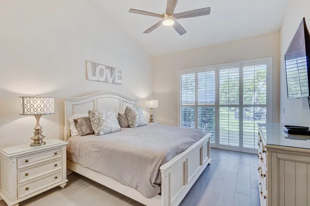 PGA National Palm Beach Gardens Residence photo 13
