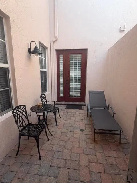 Residence photo 18
