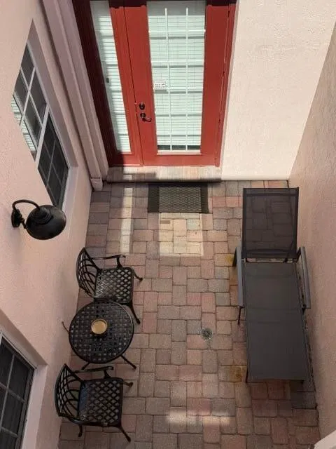 Residence photo 20
