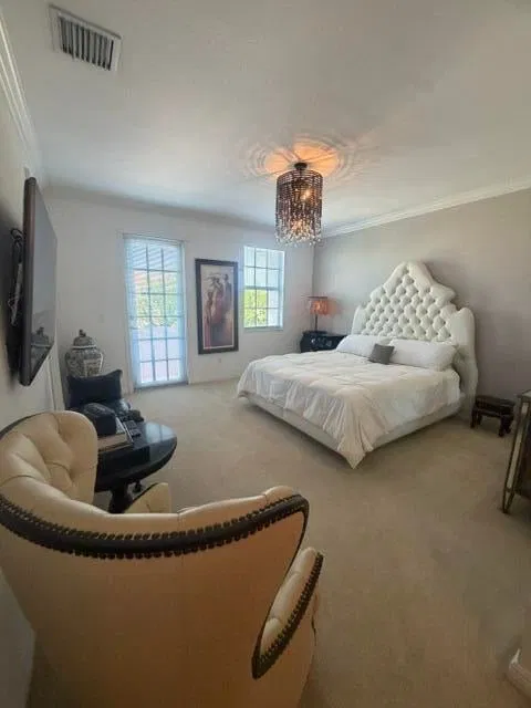 Residence photo 25