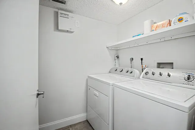 Unit 301 photo 27