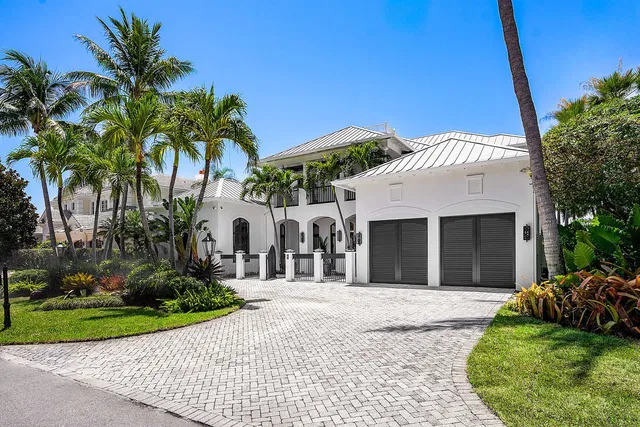 Royal Palm Yacht and Country Club Residence photo 4