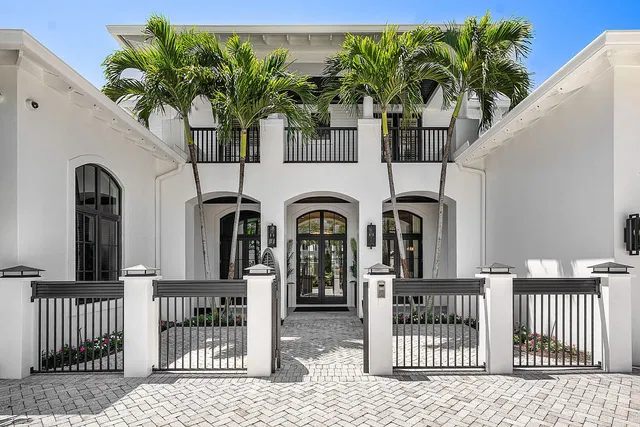Royal Palm Yacht and Country Club Residence photo 5