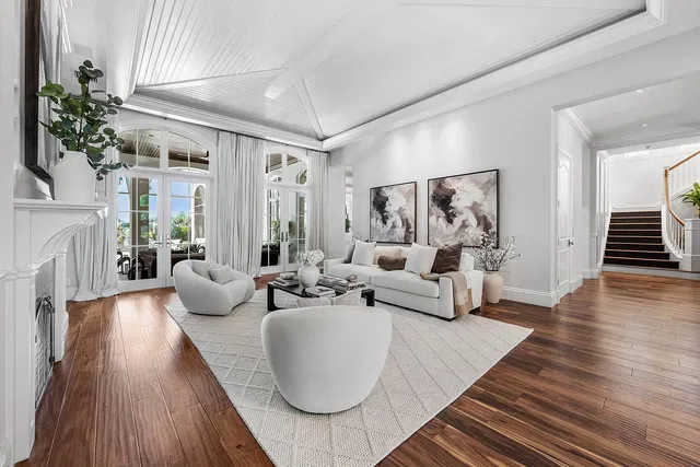 Royal Palm Yacht and Country Club Residence photo 8