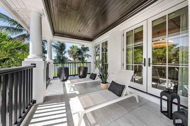 Royal Palm Yacht and Country Club Residence photo 43