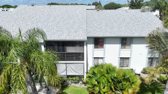 Unit H2 photo 2
