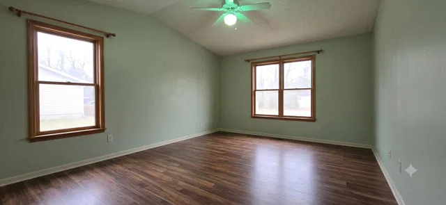 Unit H2 photo 10