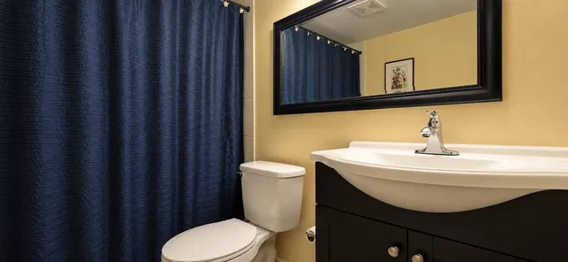 Unit H2 photo 11