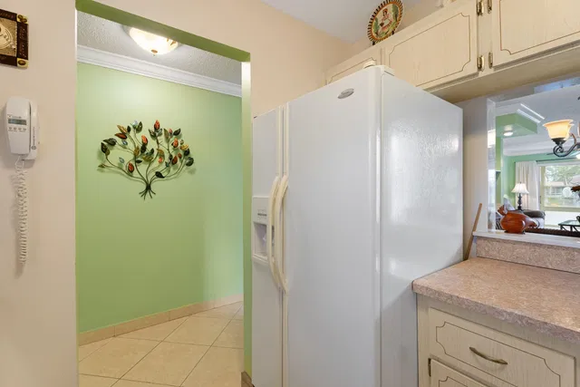 Unit N14 photo 14